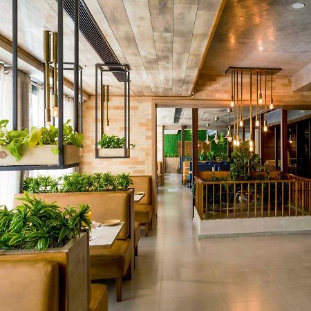 Hotel Kinara Grand Hyderabad Esterno foto