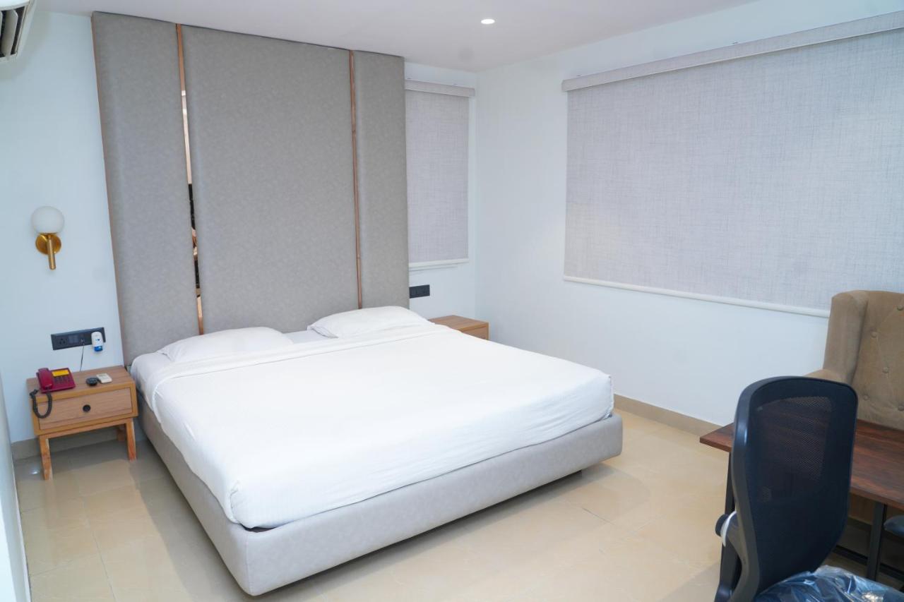Hotel Kinara Grand Hyderabad Esterno foto