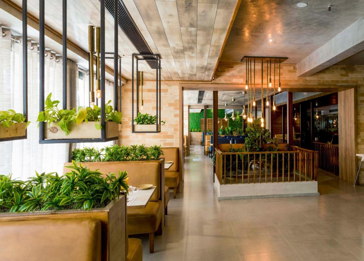 Hotel Kinara Grand Hyderabad Esterno foto